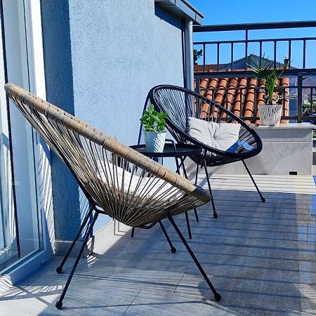 Apartman Leona Kaštela Exteriör bild
