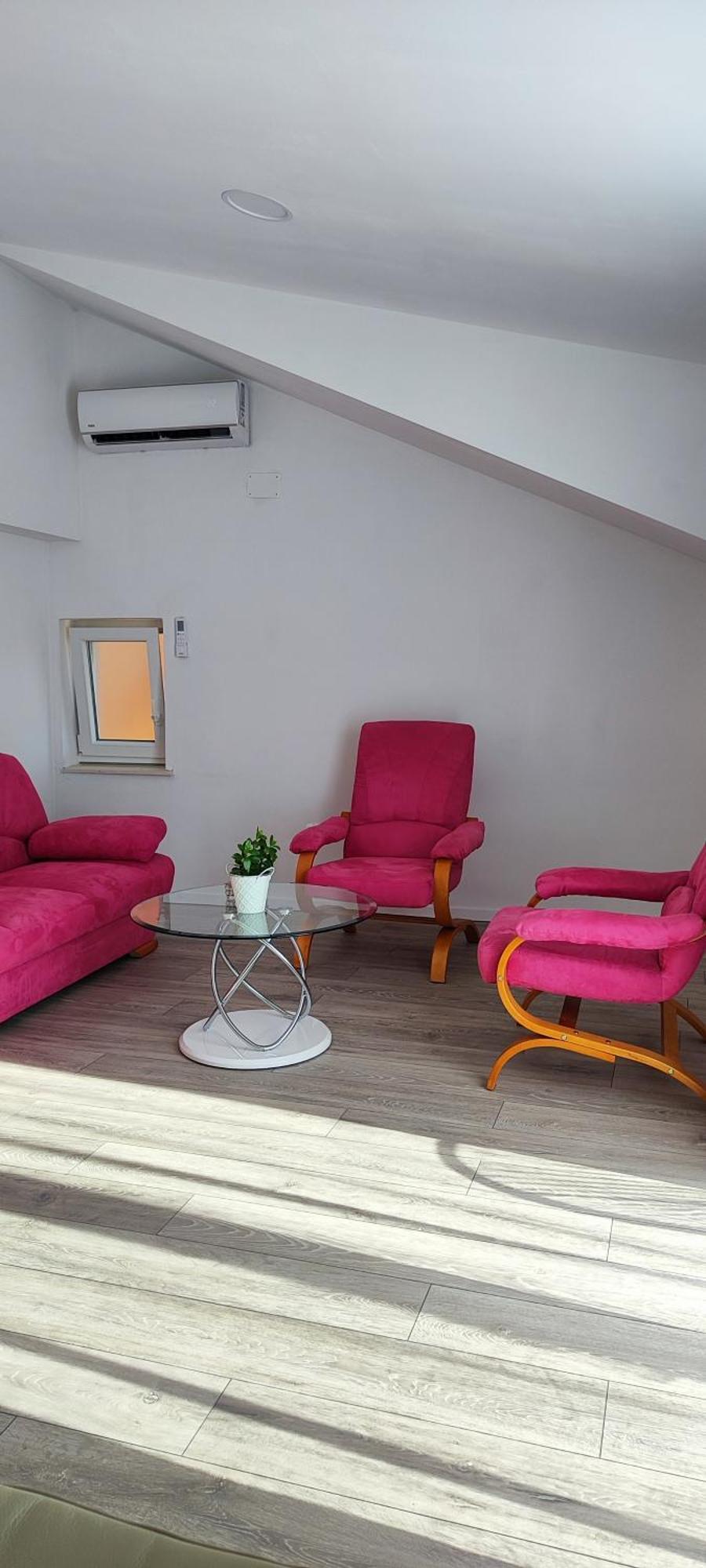 Apartman Leona Kaštela Exteriör bild